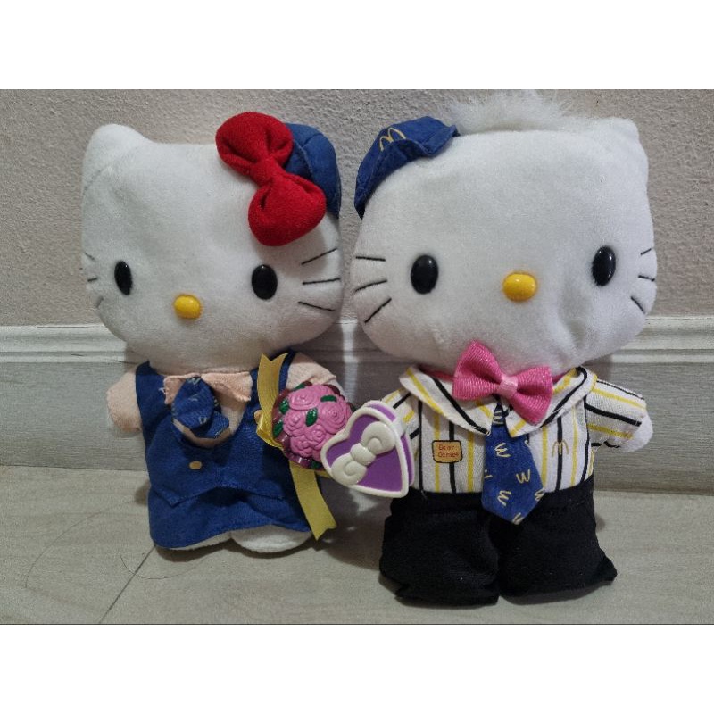 ตุ๊กตาคิตตี้-hello-kitty-amp-dear-daniel-mcdonaldsขายเป็นคู่-คิตตี้คู่รักชุดพนักงานแมค-คิตตี้แมคโดนัลด์คิตตี้มือสอง