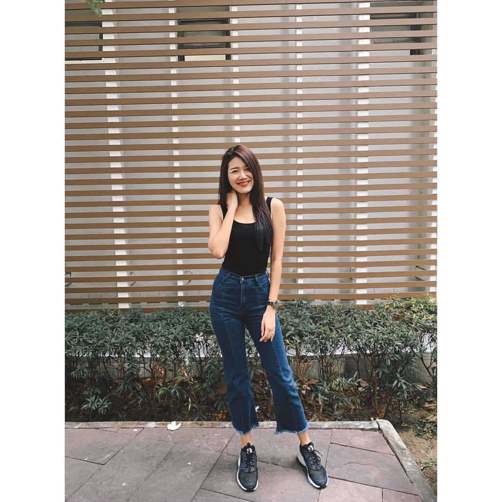 cc-jeans-008-กางเกงยีนส์ผู้หญิง-008-เอวสูง-ยืด-ขากว้าง-สีน้ำเงินเข้ม-ปลายขาตัด-แต่งตะเข็บหน้า