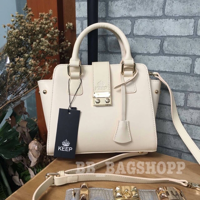 keep-ทรง-รุ่น-passion-on-handbag-สีขาว
