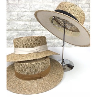ภาพขนาดย่อของสินค้าหมวกสานDumontหญ้าหอมธรรมชาติ(บุผ้าอย่างดี)