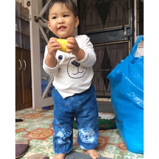 ภาพขนาดย่อของภาพหน้าปกสินค้ากางเกงผ้าฝ้าย กางเกงเด็ก กางเกงฮาเล็ม กางเกงมัดย้อมเด็ก ไซส์ 90 อายุ 2-3 ปี จากร้าน amiekiko บน Shopee