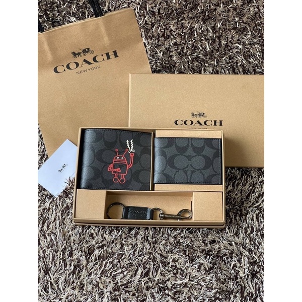 coach-boxed-3-in-1-wallet-gift-set-in-signature