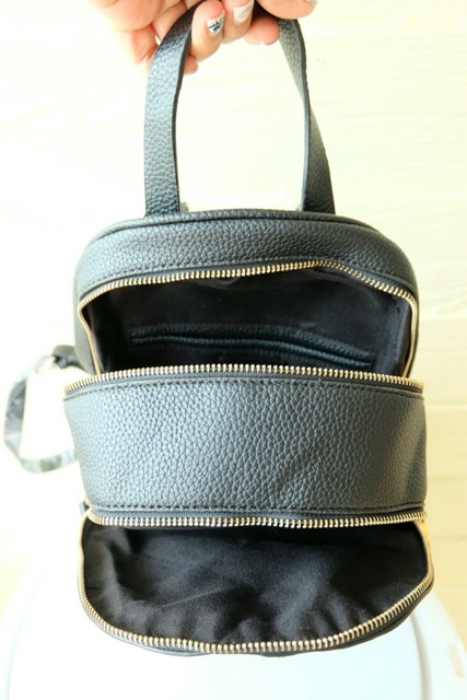 กระเป๋า-zara-backpack-with-zip-outlet