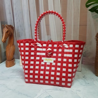 กระเป๋าสาน พลาสติก Handmade สีขาวแดง พร้อมส่ง