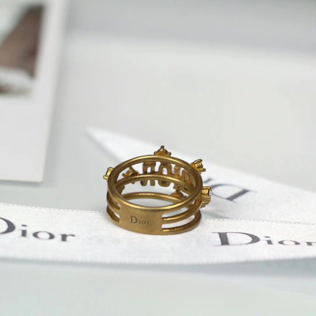 ภาพสินค้าแหวนเพชรรูปทรงตัวอักษรสไตล์เรโทรสำหรับผู้หญิง จากร้าน aimeestoe.th บน Shopee ภาพที่ 3