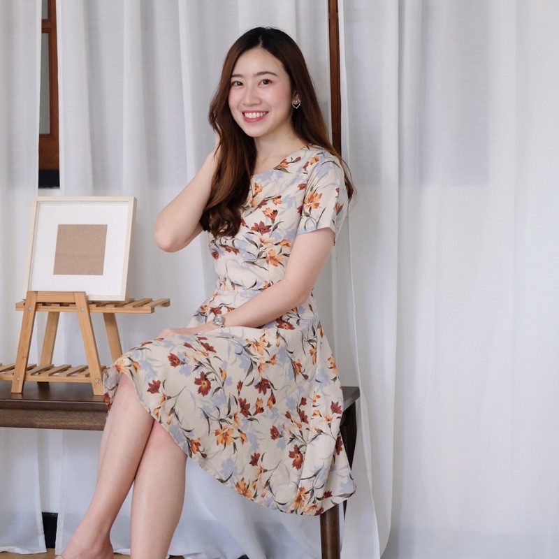 ภาพหน้าปกสินค้าSusan lover dress (พร้อมส่ง)