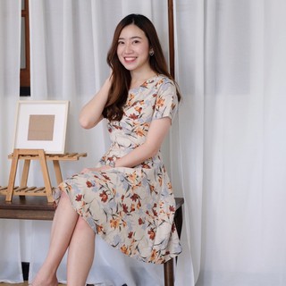 ภาพหน้าปกสินค้าSusan lover dress (พร้อมส่ง) ที่เกี่ยวข้อง