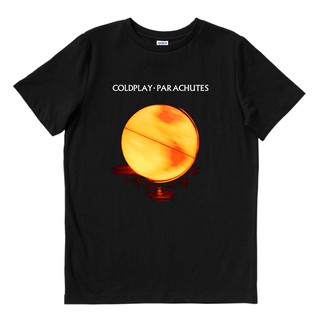 【hot sale】Coldplay - PARACHUTES สีดํา | เสื้อยืด พิมพ์ลายวงดนตรี | เพลงเมอร์ช | Unisex | เสื้อยืด พิมพ์ลายดนตรี | ป๊อปร็