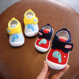 สินค้า รองเท้าผ้าใบเด็กเล็ก นิ่มสบายเท้า มีเสียง 🔆แฟชั่นรองเท้าเด็ก 0-2 ปี   A831