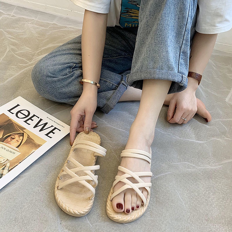 ภาพสินค้ารองเท้าแตะ สไตล์เกาหลี แบบเรียบ รองเท้าแตะสำหรับผู้หญิง สวมใส่สบาย จากร้าน ccshop. บน Shopee ภาพที่ 3