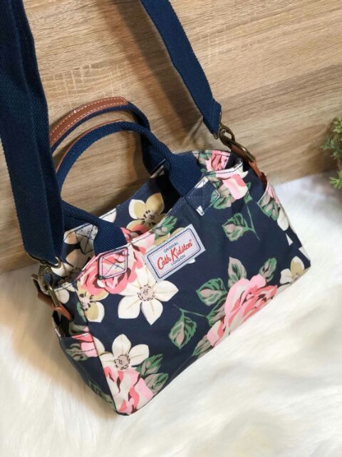 cath-kidston-mini-day-bag-แท้-outlet-กระเป๋าถือหรือสะพายสุดชิค