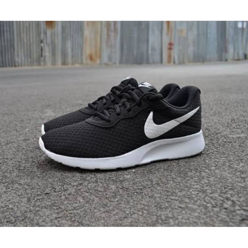 roshe run tanjun