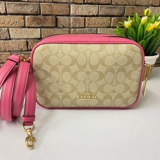 🎀 (สด-ผ่อน) ครอสบอดี้ 2 ซิป สีเบจสายชมพู 9 นิ้ว COACH 68168 Coach Jes Crossbody In Signature Canvas