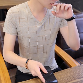 ผู้ชายแขนสั้นTเสื้อยืดผ้าไหมน้ำแข็งVแนวโน้มของฤดูร้อนใหม่แขนสั้นเสื้อยืดผู้ชายเกาหลีเสื้อผ้าสลิม