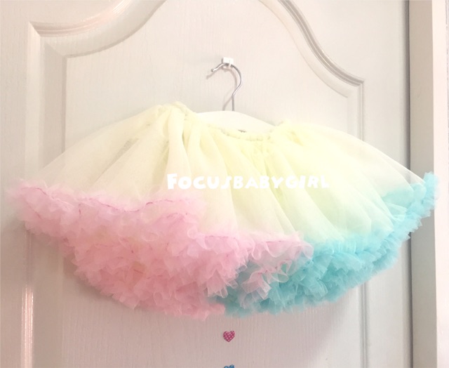กระโปรงtutu-แบบชายฟูฟูสีครีมชายสีชมพูมิ้นท์