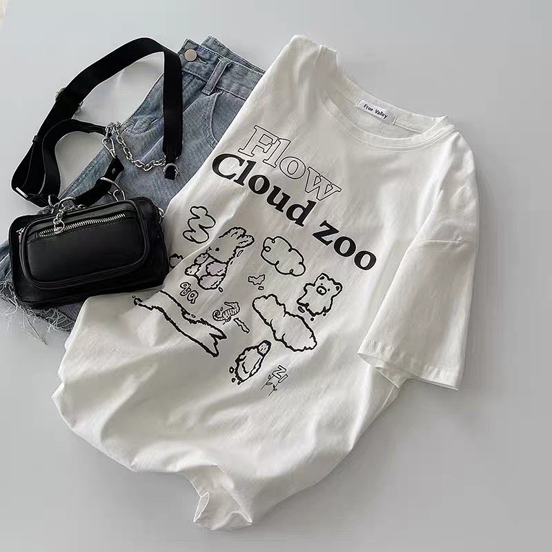 st702-เสื้อยืดสีขาวสกรีน-flow-cloud-zoo