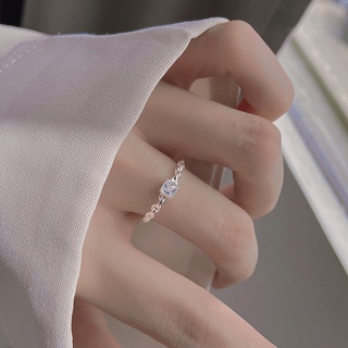 ภาพหน้าปกสินค้าแหวน Exquisite Square Crystal Silver Ring Charm Zircon Finger Rings Adjustable for Women Jewelry Gift ซึ่งคุณอาจชอบสินค้านี้