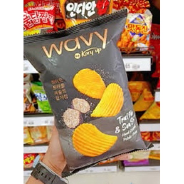 wavy-truffle-amp-sea-salt-potato-chips-มันฝรั่งทอดกรอบรสเห็ดทรัฟเฟิล