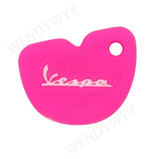 ภาพขนาดย่อของภาพหน้าปกสินค้าเคสกุญแจรถจักรยานยนต์ แบบซิลิโคน สําหรับ Vespa GTS300 946 LX150 Enrico Piaggio 125 150 Fly RA1 3vte Gts 200 จากร้าน wendywyy.th บน Shopee ภาพที่ 4