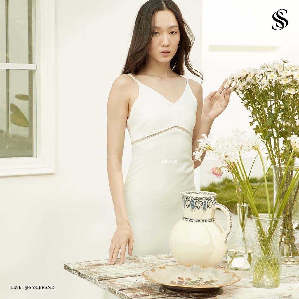 bysasi-เดรสไปงานแต่ง-reyna-midi-dress-preorder-7-days