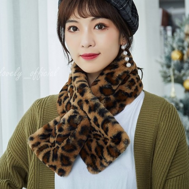 ภาพหน้าปกสินค้าผ้าพันคอเฟอร์ กันหนาว korea winter