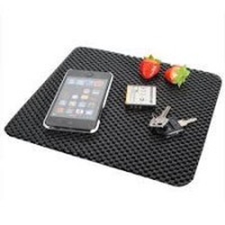 Non-Slip Dash Mat แผ่นรองกันลื่นในรถยนต์ ขนาด 22x19cm