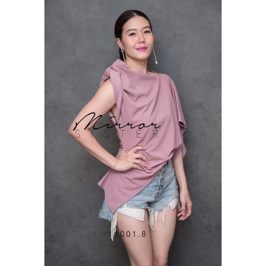 code-11001-8-เสื้อทรงเก๋สีแดง-เสื้อสีชมพู-งานป้าย-mirrorsister
