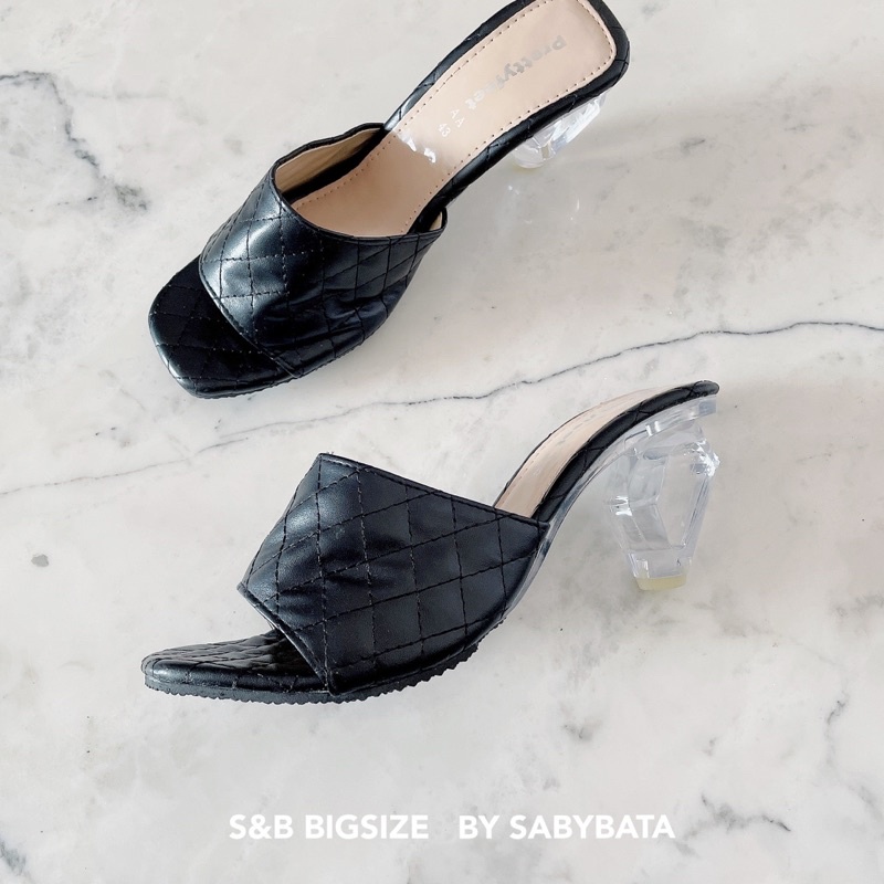 ภาพหน้าปกสินค้ารองเท้าไซส์ใหญ่ 41-45 รุ่น Nadia ส้นแก้ว ส้นสูง 3 นิ้ว หนังเย็บ ลายตาราง ไซซ์ใหญ่ ไซด์ใหญ่ Bigsize Plussize จากร้าน sabybata บน Shopee