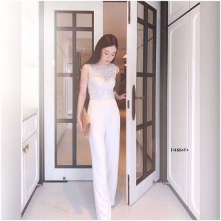 Jumpsuit จั้มสูทแขนกุดลูกไม้กางเกงขายาว  KP11466