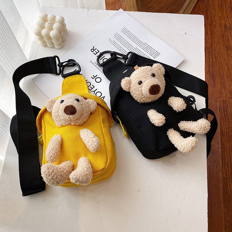 ภาพสินค้า(ส่งสินค้าทุกวัน)กระเป๋าแฟชั่นคาดอกคาดเอวเทรนใหม่ พร้อมตุ๊กตาน้องหมี พร้อมส่ง จากร้าน candy_gril บน Shopee ภาพที่ 8