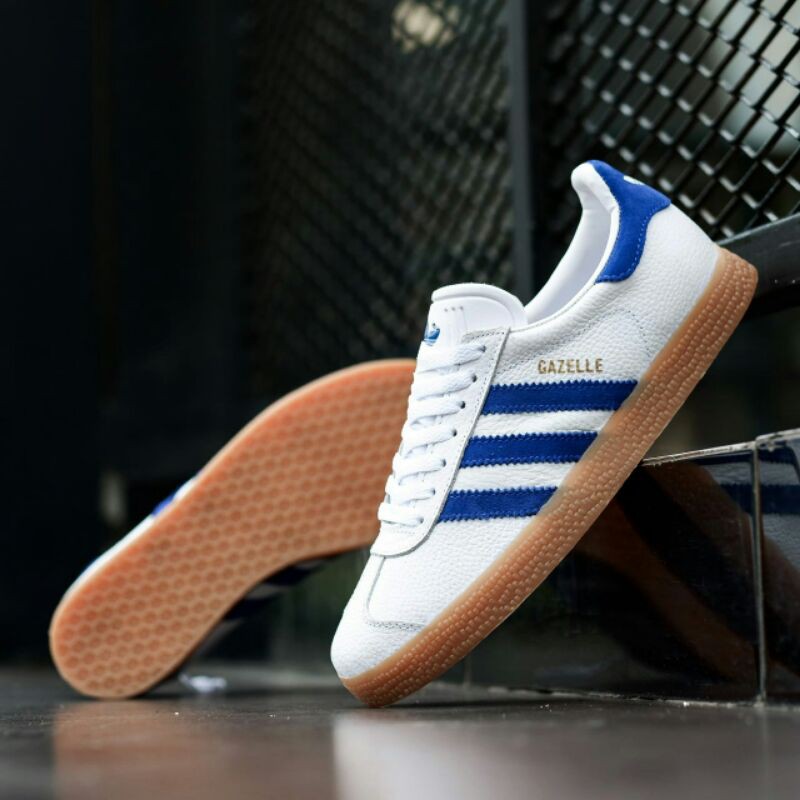 รองเท้าผ้าใบ-adidas-gazelle-สีขาวสีฟ้า