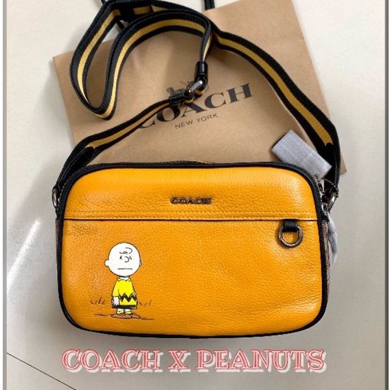 coach-x-peanuts-graham