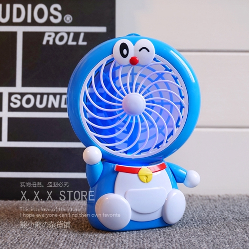 ภาพสินค้าDoraemonCartoonf Mini fan พัดลมพกพาขนาดเล็กชาร์จสายUSB จากร้าน aa0857a บน Shopee ภาพที่ 1