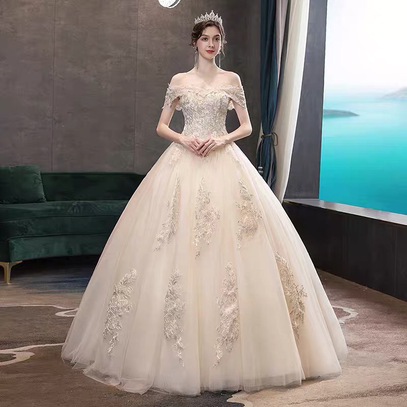 pre-order-cywd-010-wedding-dress-ชุดเจ้าสาว-ชุดแต่งงาน-ชุดเดรสออกงาน