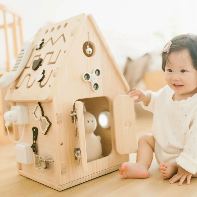 montessori-busy-house-กล่องกิจกรรม-ของเล่นเสริมพัฒนาการ
