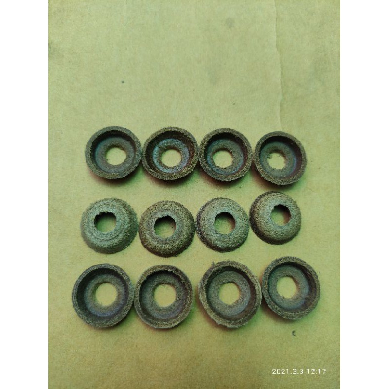 กรองทองเหลืองใข้แทนกรองกระดาษcoleman-รุ่นที่ใช้ได้เช่น-200a-220และหนังสูบใช้กับตะเกียงcoleman-นมหนู-สปริง