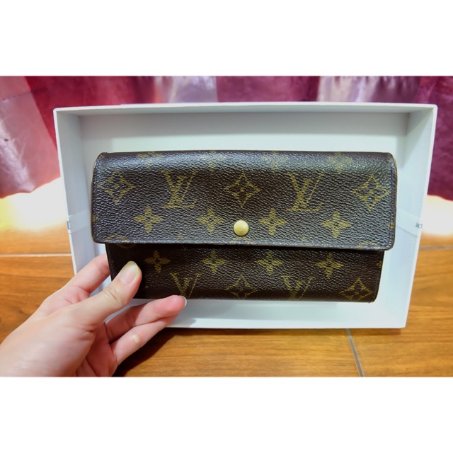 lv-sarah-wallet-07