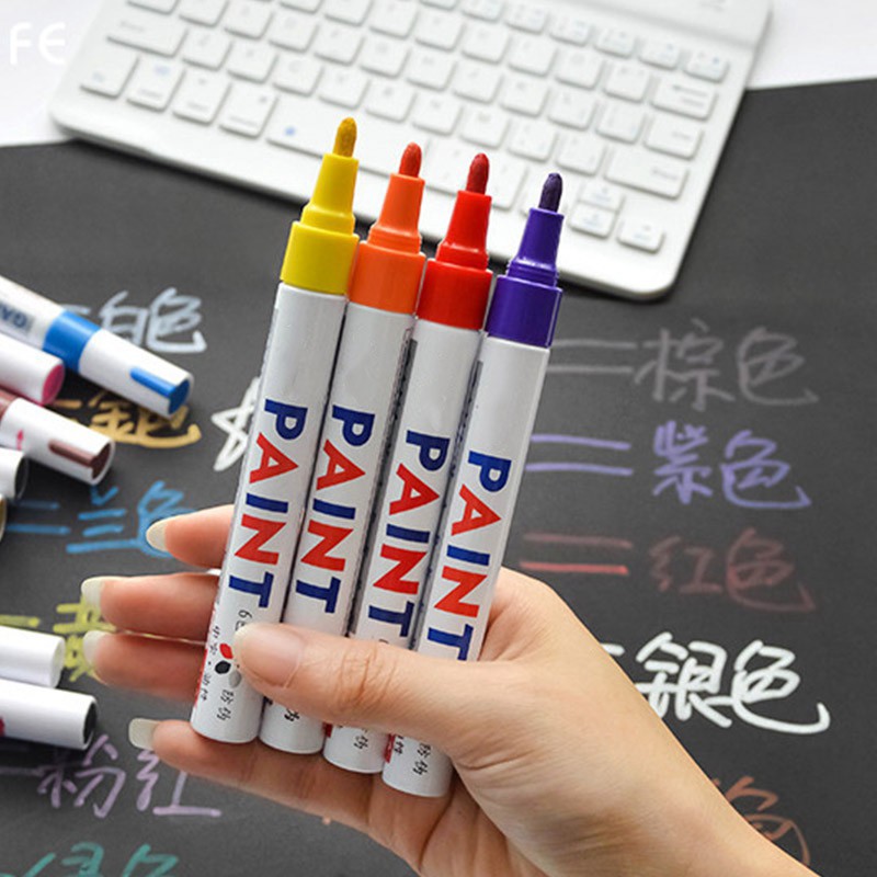 ภาพหน้าปกสินค้าToyo ปากกามาร์กเกอร์ อเนกประสงค์ กันน้ำ เขียนวัสดุได้หลายแบบ