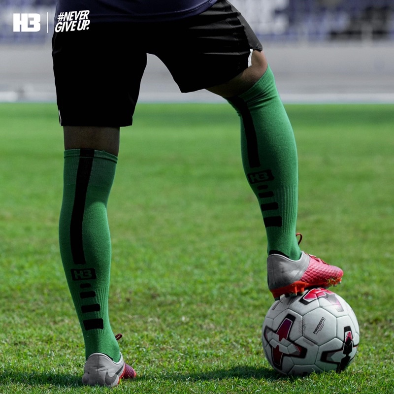ภาพสินค้าถุงเท้ากันลื่นยาว Training ฟุตบอล H3 ถุงเท้าที่ใครๆก็ต้องใส่ครับ จากร้าน kong_y00sport บน Shopee ภาพที่ 3