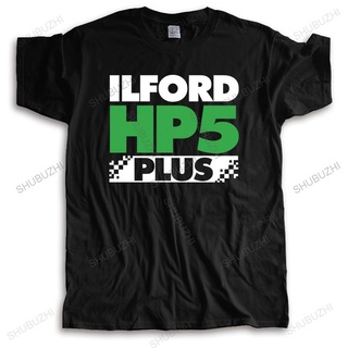 [S-5XL] GILDAN 【สไตล์คลาสสิก】ใหม่ เสื้อยืดแขนสั้น คอกลม ผ้าฝ้าย 100% ทรงหลวม ลาย Ilford Hp5 Plus แนวสตรีท เหมาะกับฤดูร้อ