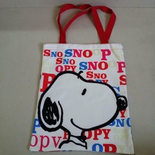 กระเป๋าสะพาย ผ้าแคนวาส ลาย snoopy สนู๊ปปี้ ขนาด 12.5x15 นิ้ว