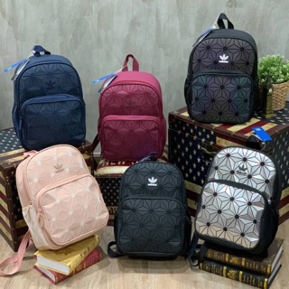 Adidas 3D Backpack กระเป๋าสะพายหลัง 3D ลุคสุดล้ำของกระเป๋าสะพายหลัง