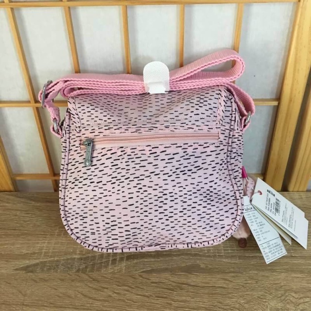 kipling-nuria-shoulder-bag-ของแท้-ราคาถูก