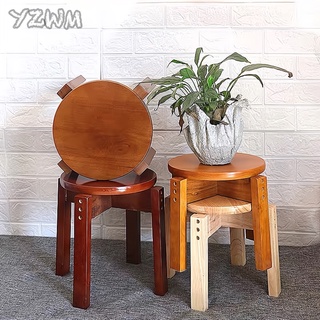 ภาพหน้าปกสินค้าเก้าอี้ขนาดเล็ก ทำจากไม้ยางพารา ไม้แท้ ซึ่งคุณอาจชอบราคาและรีวิวของสินค้านี้