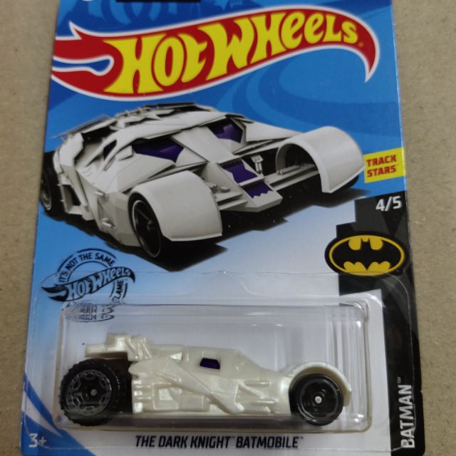 THE DARK KNIGHT BATMOBILE Hot Wheels Scale 1 64