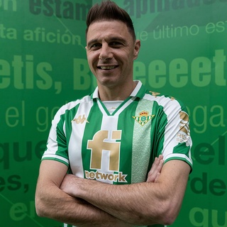 เสื้อกีฬาแขนสั้น ลายทีมฟุตบอล Real Betis Final Copa del Rey 2022 คุณภาพสูง สําหรับผู้ชาย และผู้ใหญ่