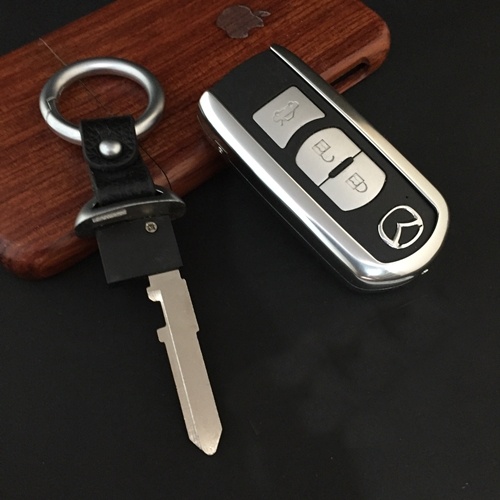 กรอบ-เคส-ใส่กุญแจรีโมทรถยนต์-รุ่นกรอบเหล็ก-mazda-2-3-cx-5-2021-smart-key-3-ปุ่ม-รุ่นถอดดอกกุญแจออกได้