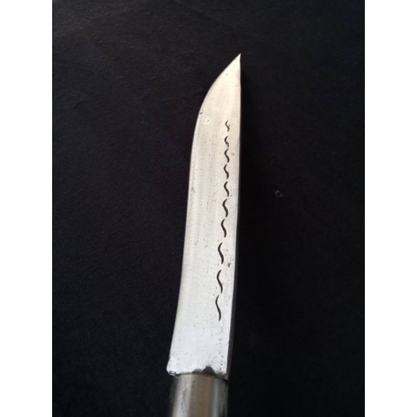 ภาพสินค้ามีดพกเดินป่า(Pocket knife)มีดเหน็บเอวมีฝัก ปลายแหลมเหล็กแหนบ ยาว 18 นิ้วรวมด้าม จากร้าน khay92 บน Shopee ภาพที่ 4