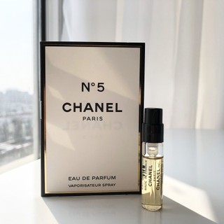 ภาพขนาดย่อของภาพหน้าปกสินค้ามินิ น้ำหอม 2ml chanel Test tube perfume น้ำหอมแท้100%/น้ำหอมผู้ญิ้ง/น้ำหอมผู้ชาย/น้ำหอมผู้ญิ้ง น้ำหอมผู้ชาขาย ดีท จากร้าน littlebeauty1 บน Shopee