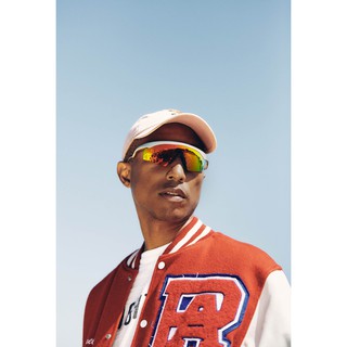 โปสเตอร์ Pharrell Williams ฟาร์เรลล์ วิลเลียม แร็ปเปอร์ Rapper Hiphop ฮิปฮอป Hip hop Music Poster ตกแต่งบ้าน ของขวัญ